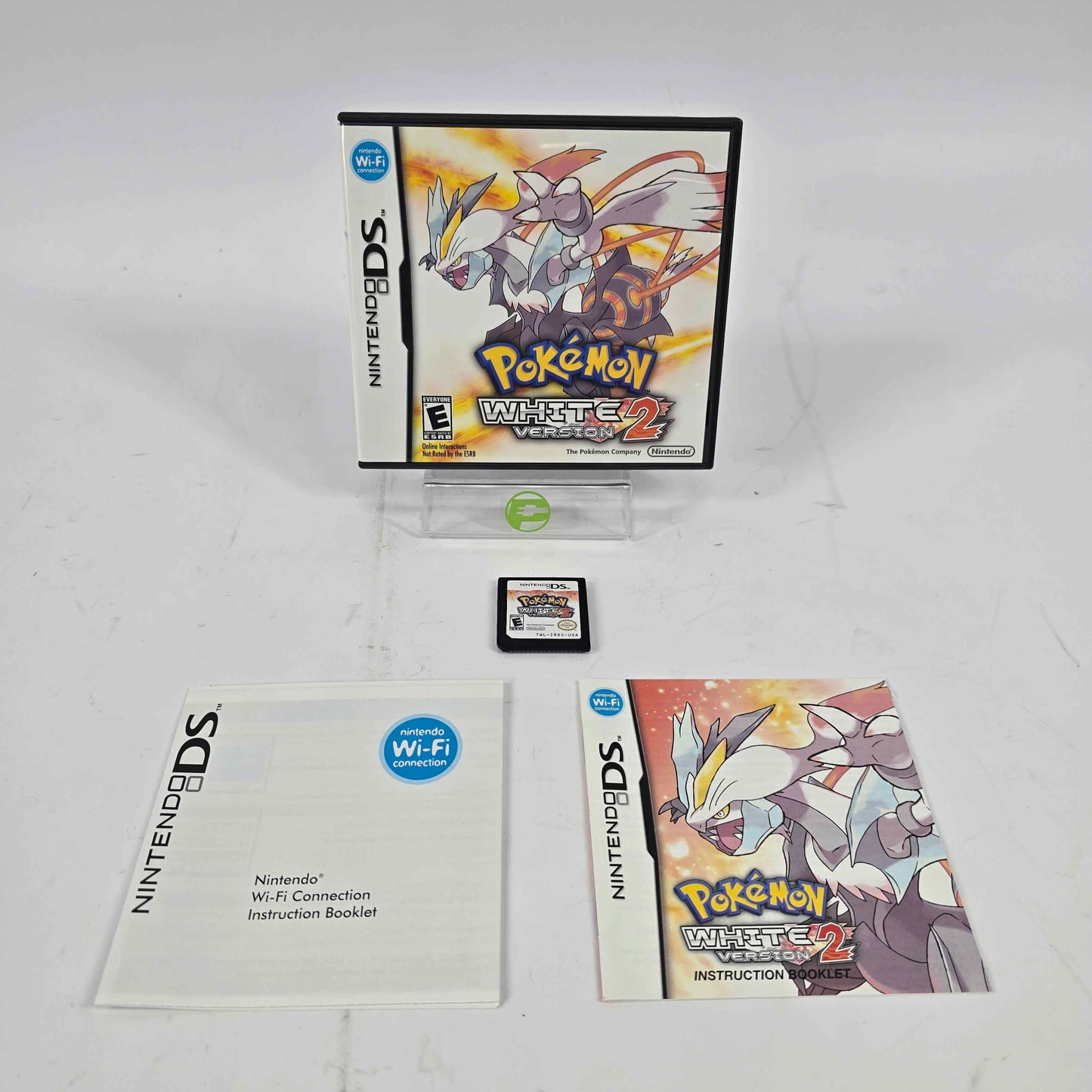Pokemon White Version 2 Nintendo DS Complete CIB (Nintendo DS, 2012)
