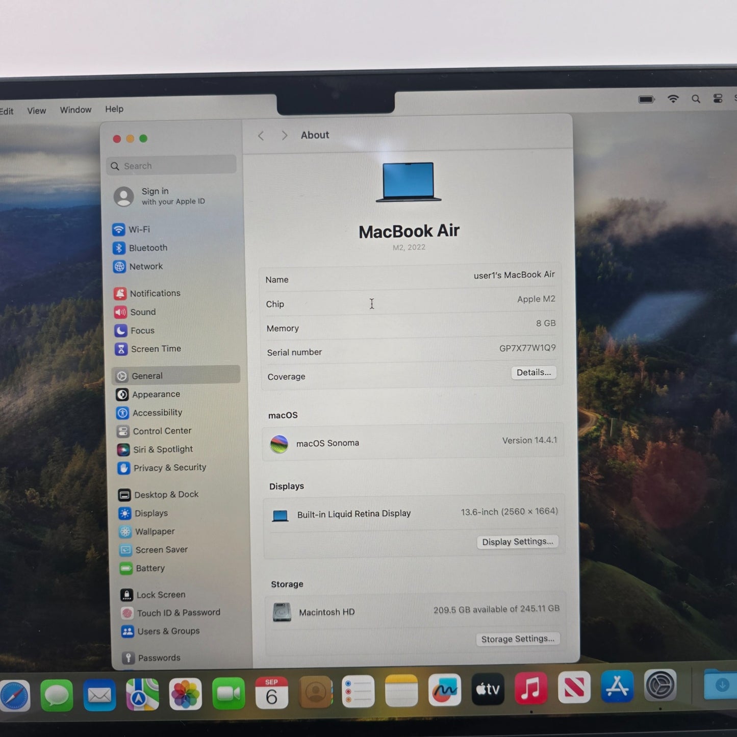 2022 Apple MacBook Air 13.6" M2 8C GPU 4.5GHz 8GB RAM 256GB SSD A2681
