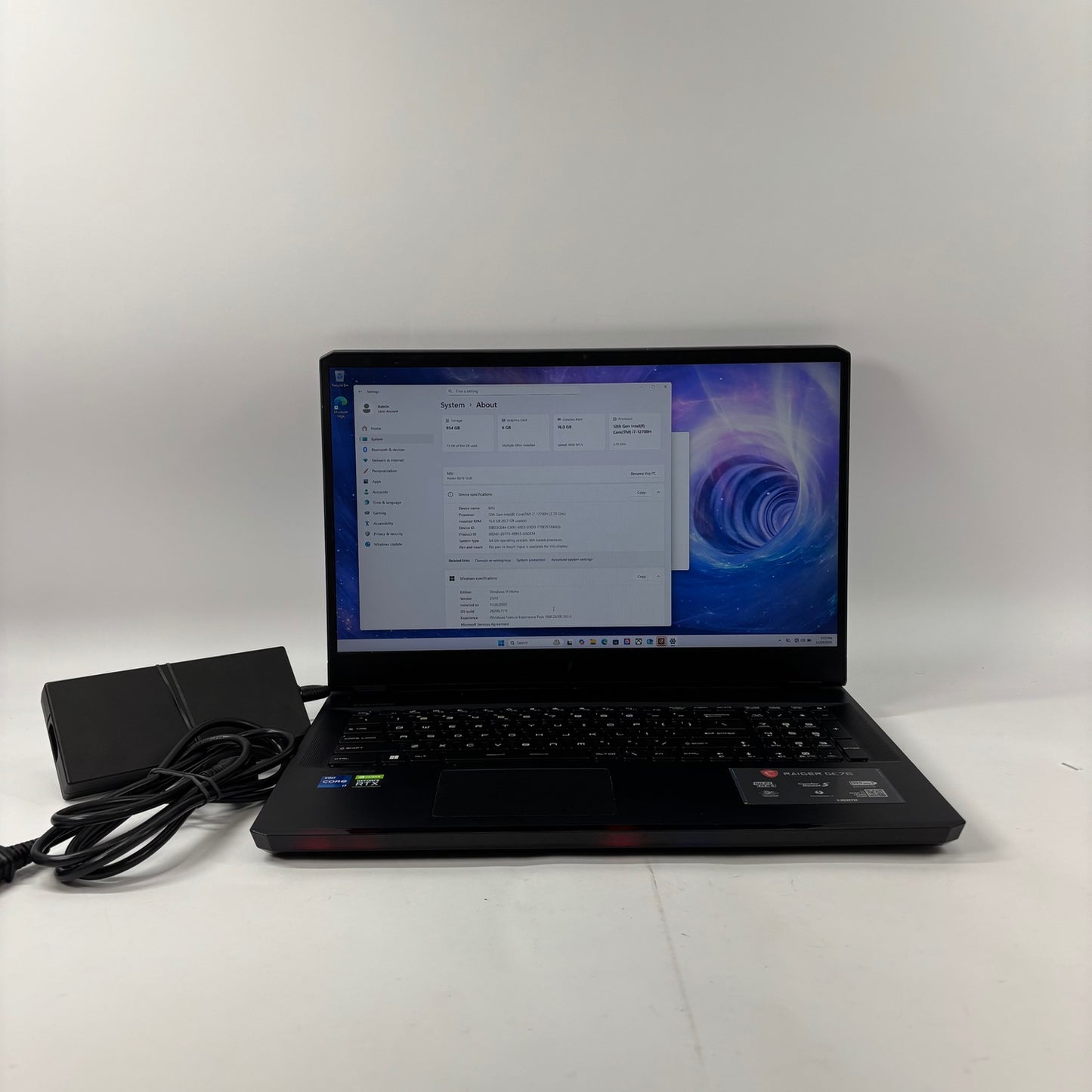 MSI Raider GE76 MS-17K4 17.3" i7-12700H 2.7GHz 16GB RAM 1TB SSD GeForce RTX 3060