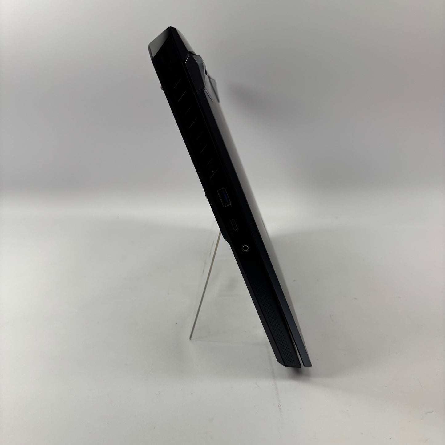 MSI Raider GE76 MS-17K4 17.3" i7-12700H 2.7GHz 16GB RAM 1TB SSD GeForce RTX 3060