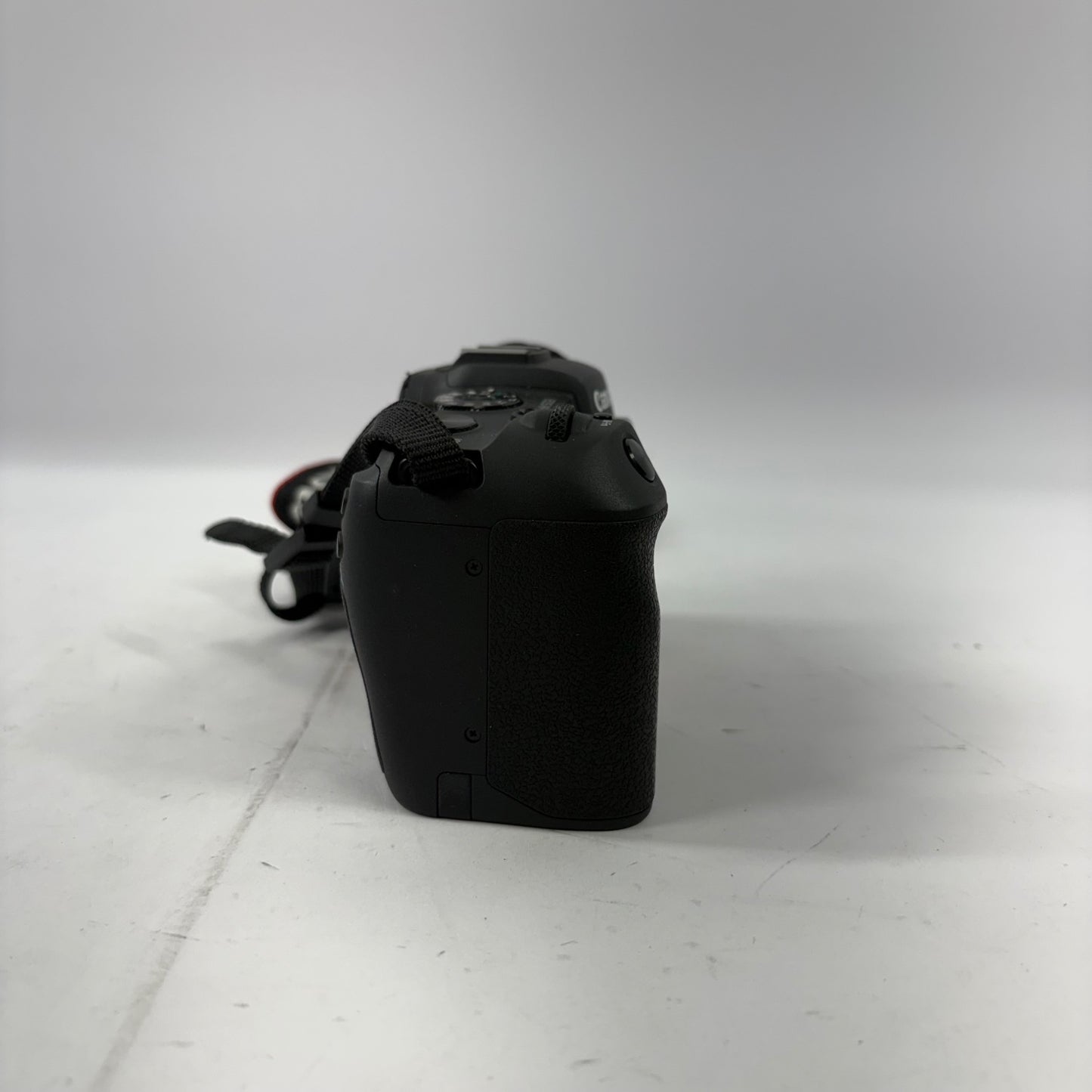 Canon EOS RP 30.3MP Digital SLR DSLR 