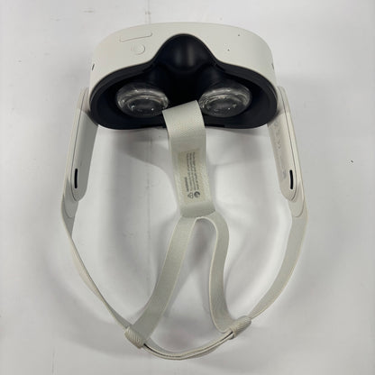 Meta Quest 3S 64GB VR System P97 No silicone cover