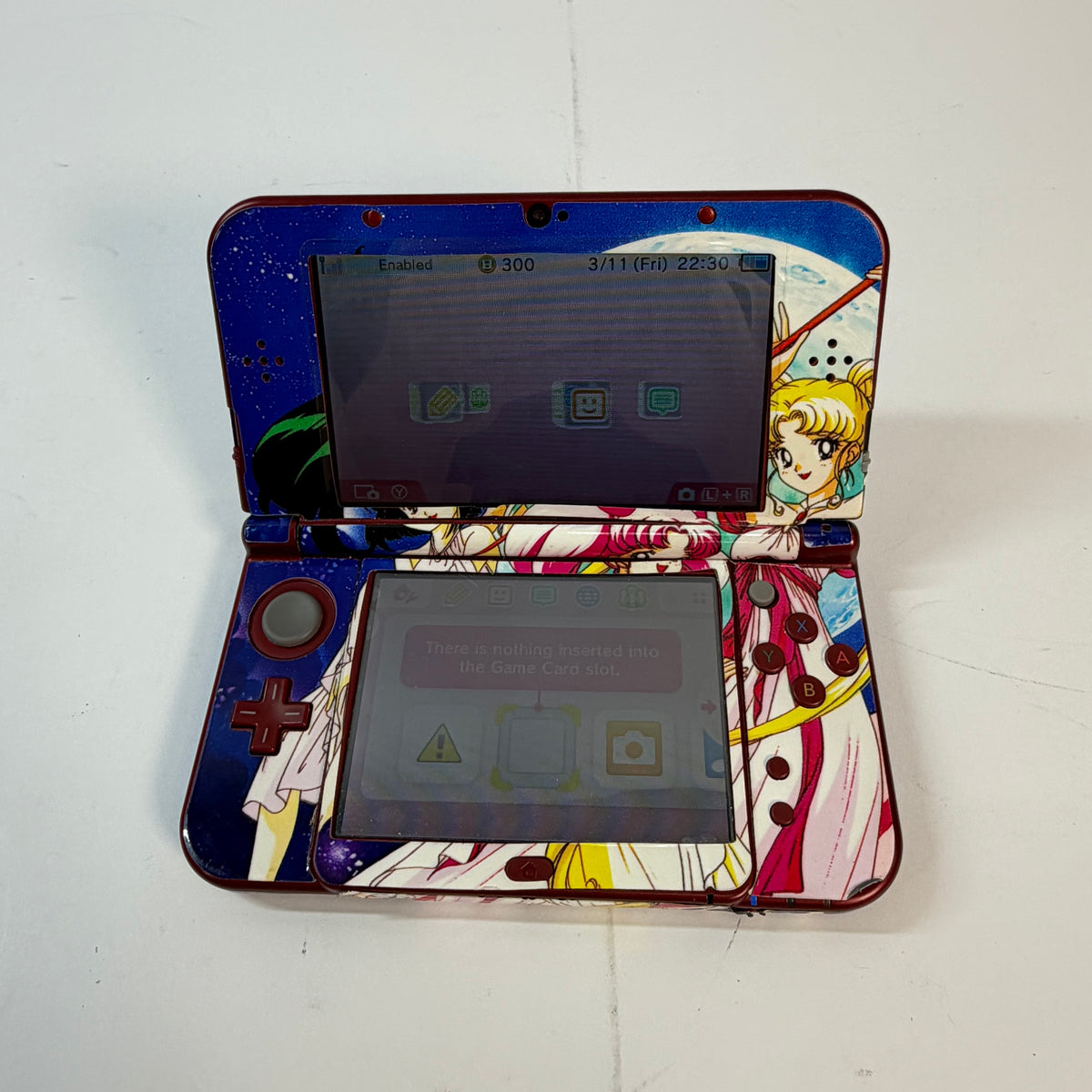Nintendo 3DS XL 4GB QW404871145 + Genuine Power Supply