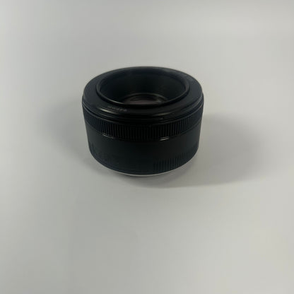 Canon EF 50mm f/1.8 Auto & Manual Lens